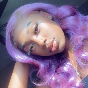 Meet your Posher, Shania